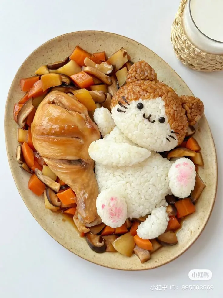 Sủi Cảo, Cảnh Sát Và Mèo Lộn Mèo